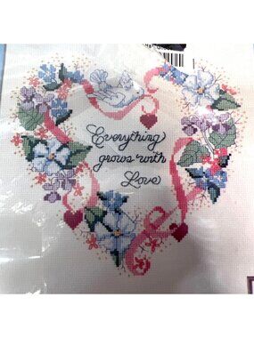 Dimensions Counted Cross Stitch Kit 3555 Heart Of Love 10"x10" Cotton Aida Cloth
